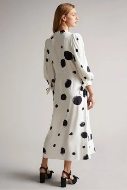 Best Seller -TED BAKER Sales Store unnamed file 1223