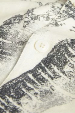 Ted Baker Lenon White Short Sleeve Carrot Print Shirt 10 Ted Baker Lenon White Short Sleeve Carrot Print Shirt -TED BAKER Sales Store unnamed file 1844