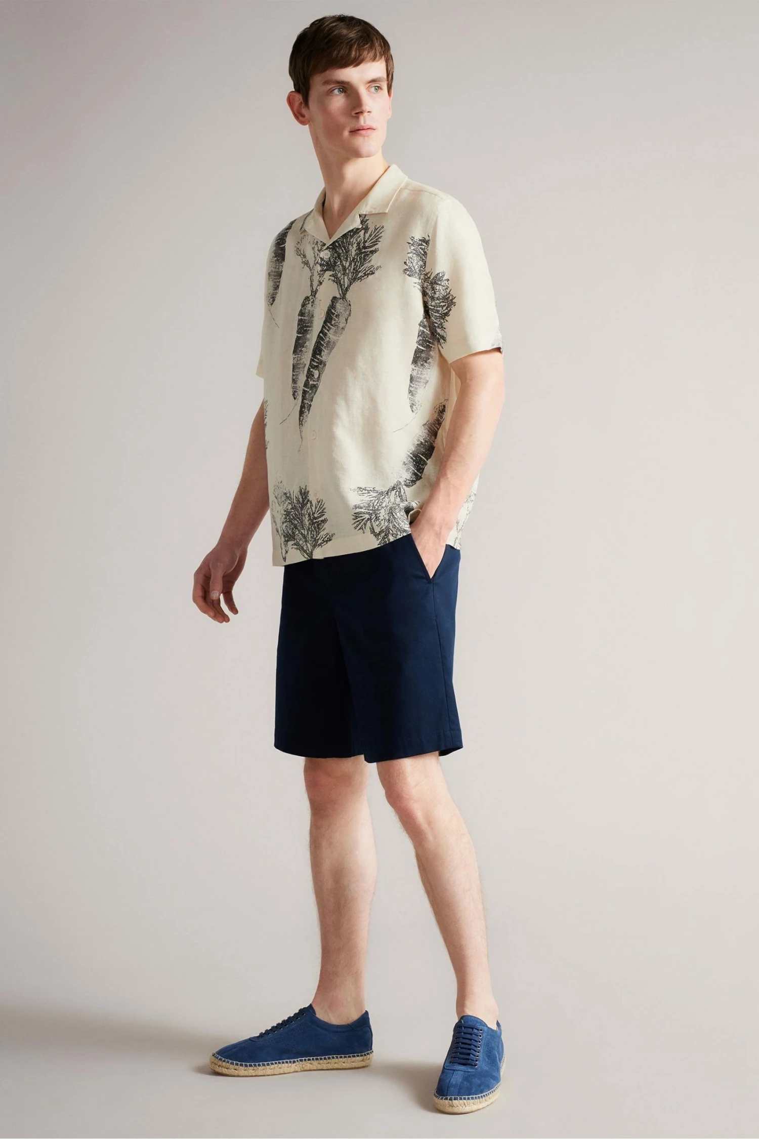 Ted Baker Lenon White Short Sleeve Carrot Print Shirt 6 Ted Baker Lenon White Short Sleeve Carrot Print Shirt - Image 4