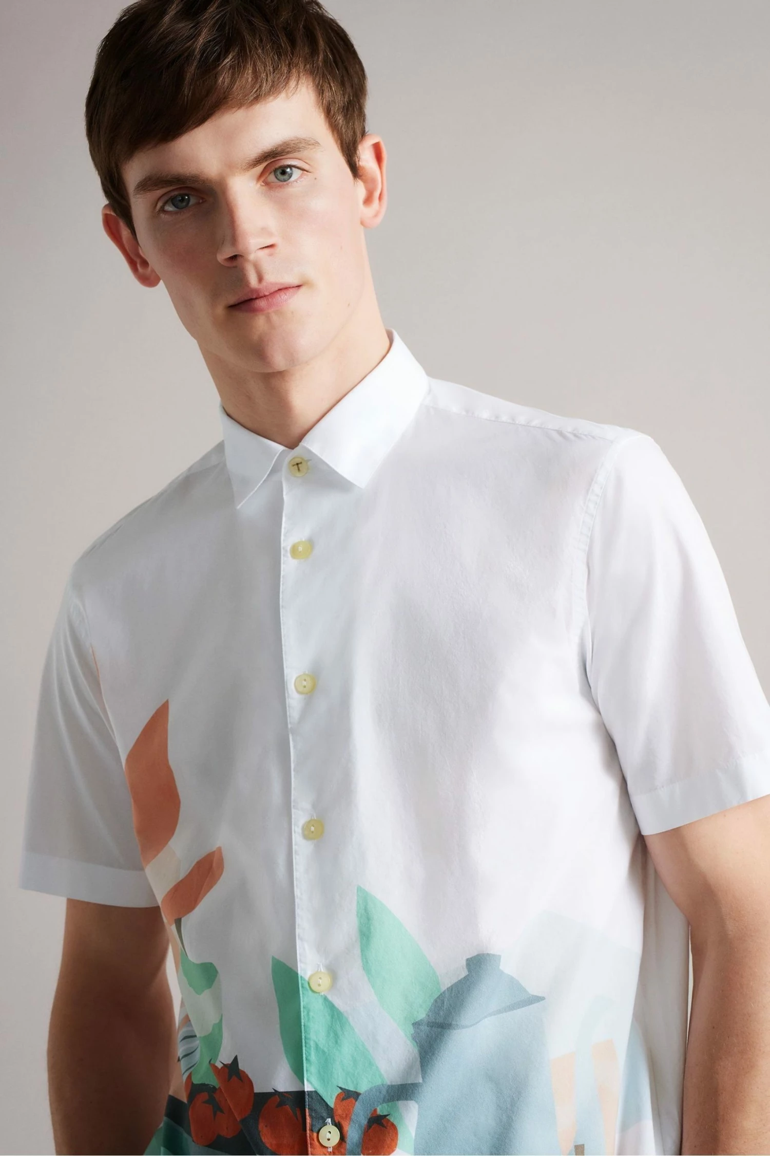 Ted Baker Eilian White Short Sleeve Placement Print Shirt 5 Ted Baker Eilian White Short Sleeve Placement Print Shirt - Image 3