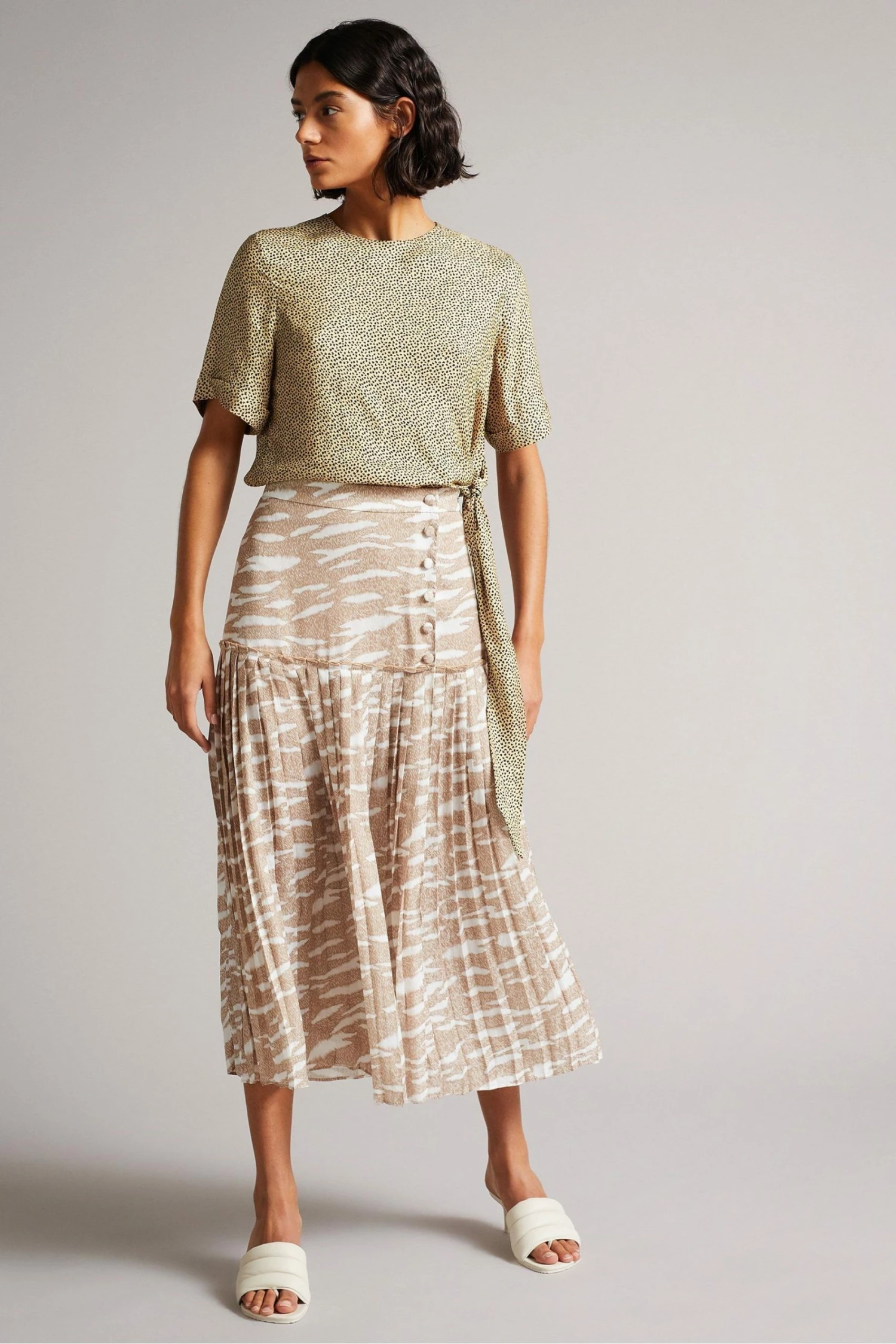 Ted Baker Black Robbiee Black Integral Tie T-Shirt 5 Ted Baker Black Robbiee Black Integral Tie T-Shirt - Image 3