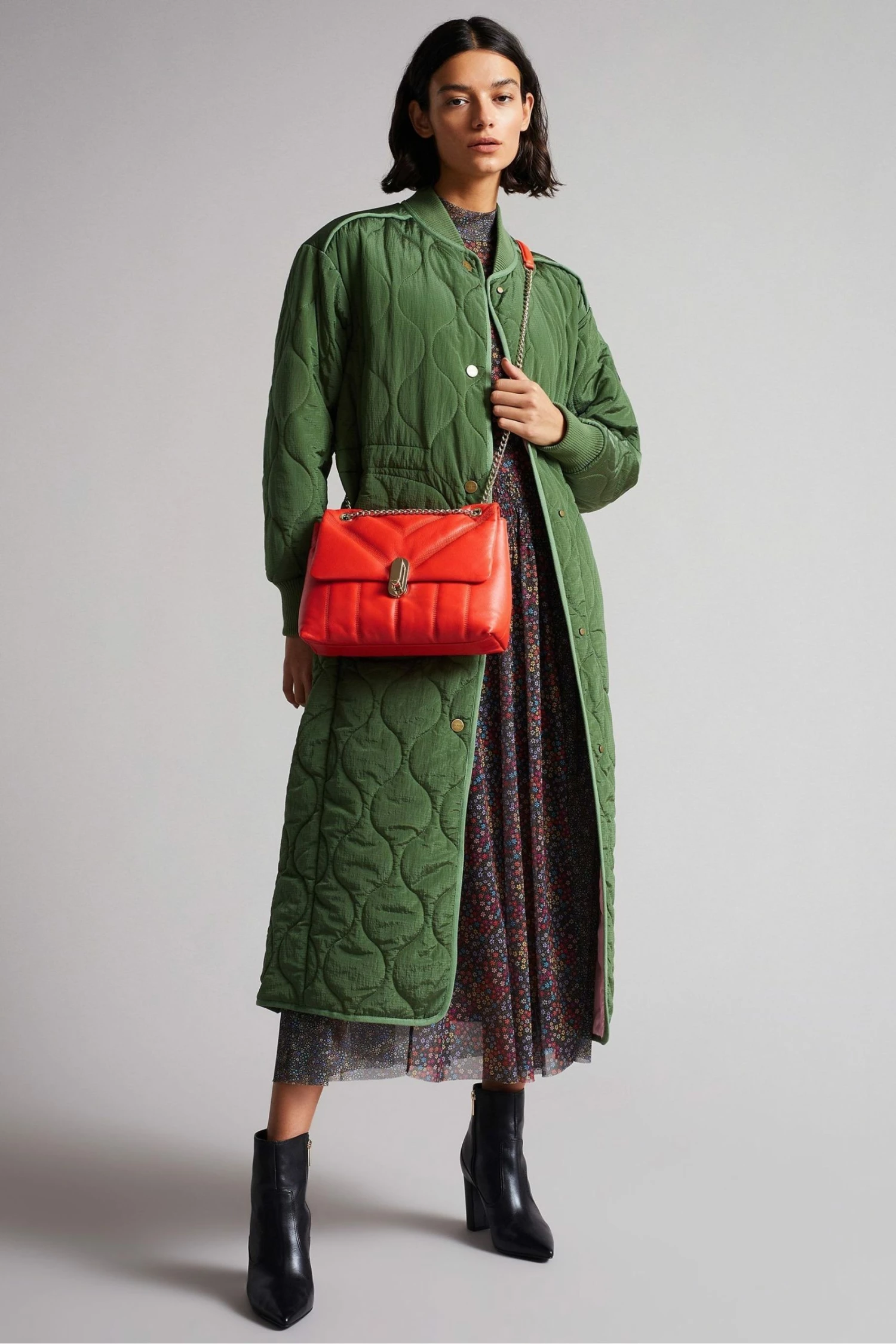 Ted Baker Ayahlin Red Leather Puffer Quilt Detail Xbody Bag 6 Ted Baker Ayahlin Red Leather Puffer Quilt Detail Xbody Bag - Image 4