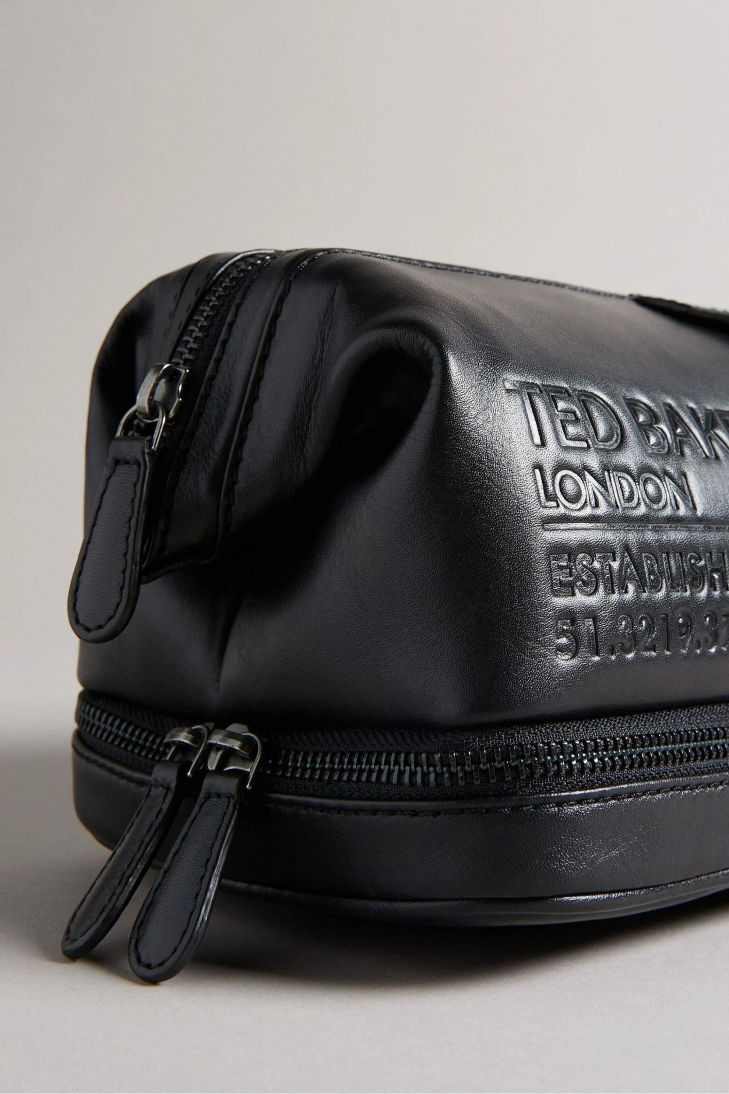 Ted Baker Jimmee Black Leather Frame Pouch 5 Ted Baker Jimmee Black Leather Frame Pouch - Image 3