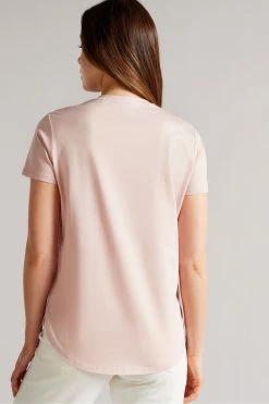 Ted Baker Pink Lovage Easy Fit V-Neck T-Shirt -TED BAKER Sales Store unnamed file 2357