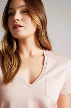 Ted Baker Pink Lovage Easy Fit V-Neck T-Shirt -TED BAKER Sales Store unnamed file 2359