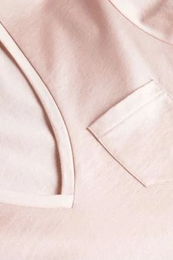 Ted Baker Pink Lovage Easy Fit V-Neck T-Shirt -TED BAKER Sales Store unnamed file 2360