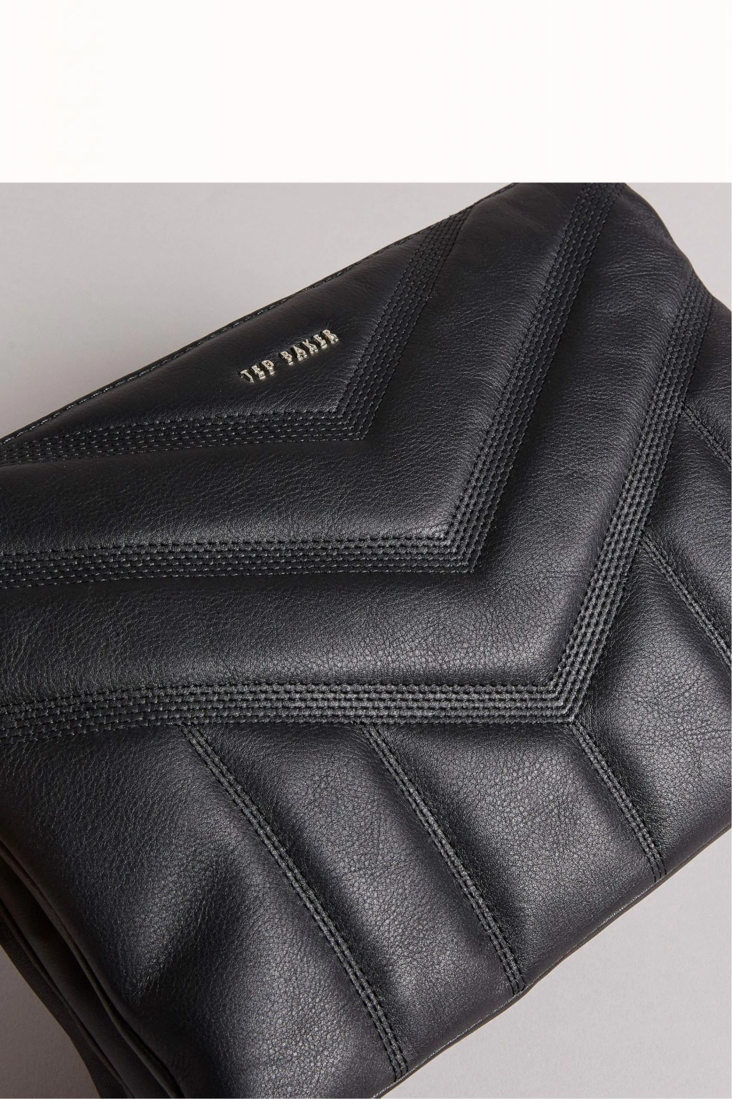Ted Baker Black Leather Puffer Quilted Cross-Body Bag 6 Ted Baker Black Leather Puffer Quilted Cross-Body Bag - Image 4
