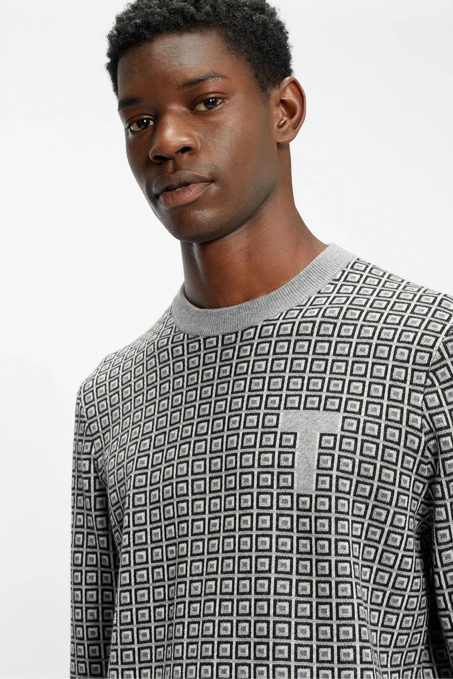 Ted Baker Grey Sprin Ls Patterned Crew Neck 6 Ted Baker Grey Sprin Ls Patterned Crew Neck - Image 4