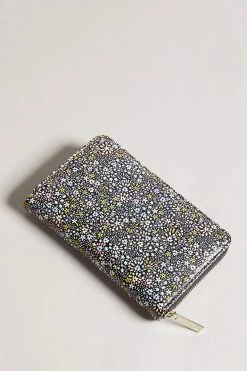 Ted Baker Retra Black Retro Flood Micro Floral Midi Zip Purse 9 Ted Baker Retra Black Retro Flood Micro Floral Midi Zip Purse -TED BAKER Sales Store unnamed file 4332