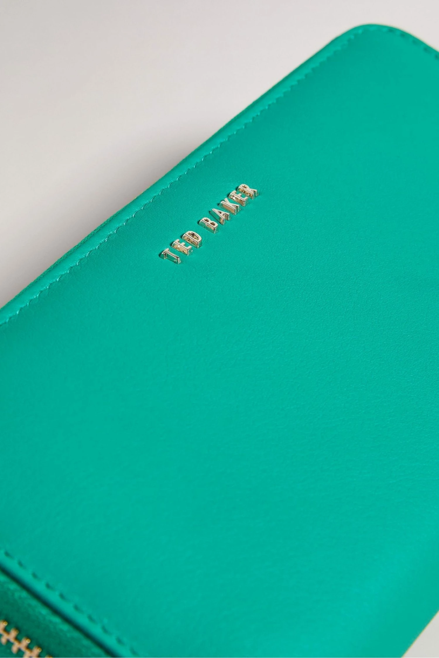 Ted Baker Green Garcey Emerald Large Zip Around Purse 6 Ted Baker Green Garcey Emerald Large Zip Around Purse - Image 4