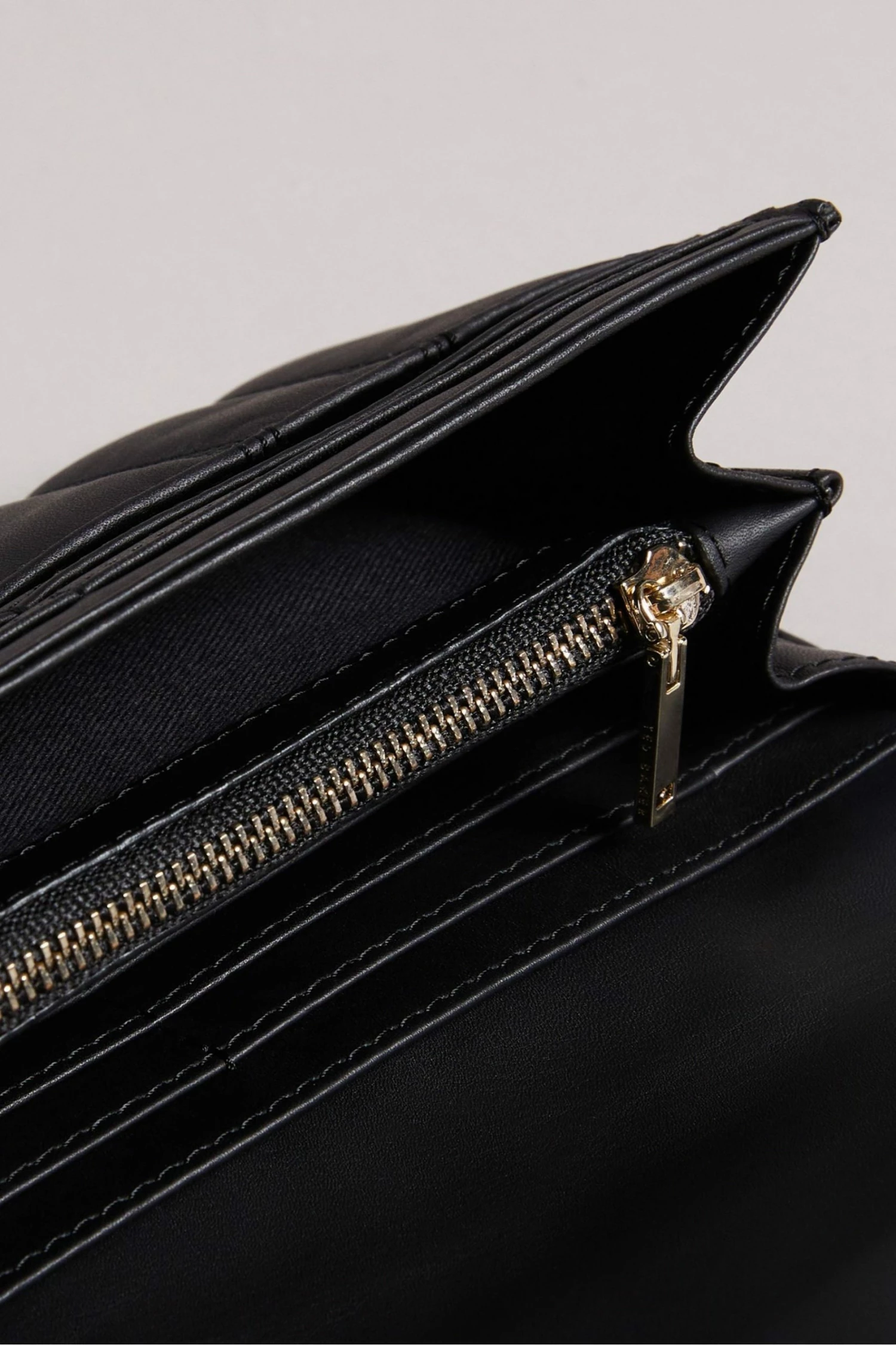 Ted Baker Large Black Leather Puffer Matinee Purse 6 Ted Baker Large Black Leather Puffer Matinee Purse - Image 4