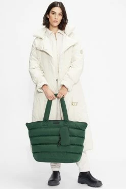 Ted Baker Quinsin Green Oversized Puffer Nylon Tote 12 Ted Baker Quinsin Green Oversized Puffer Nylon Tote -TED BAKER Sales Store unnamed file 445