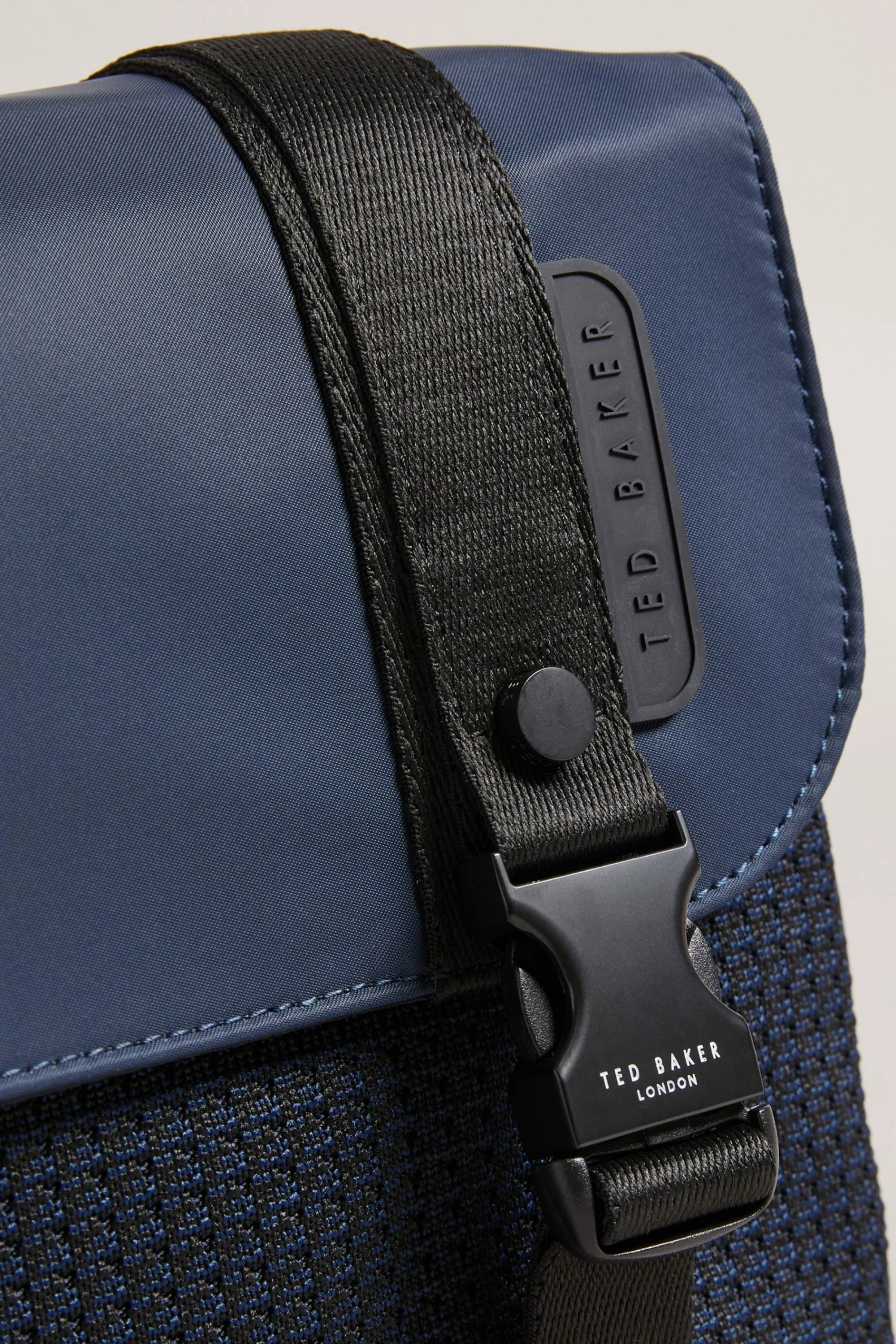Ted Baker Mens Blue Commbo Knit Nylon Satchel 5 Ted Baker Mens Blue Commbo Knit Nylon Satchel - Image 3