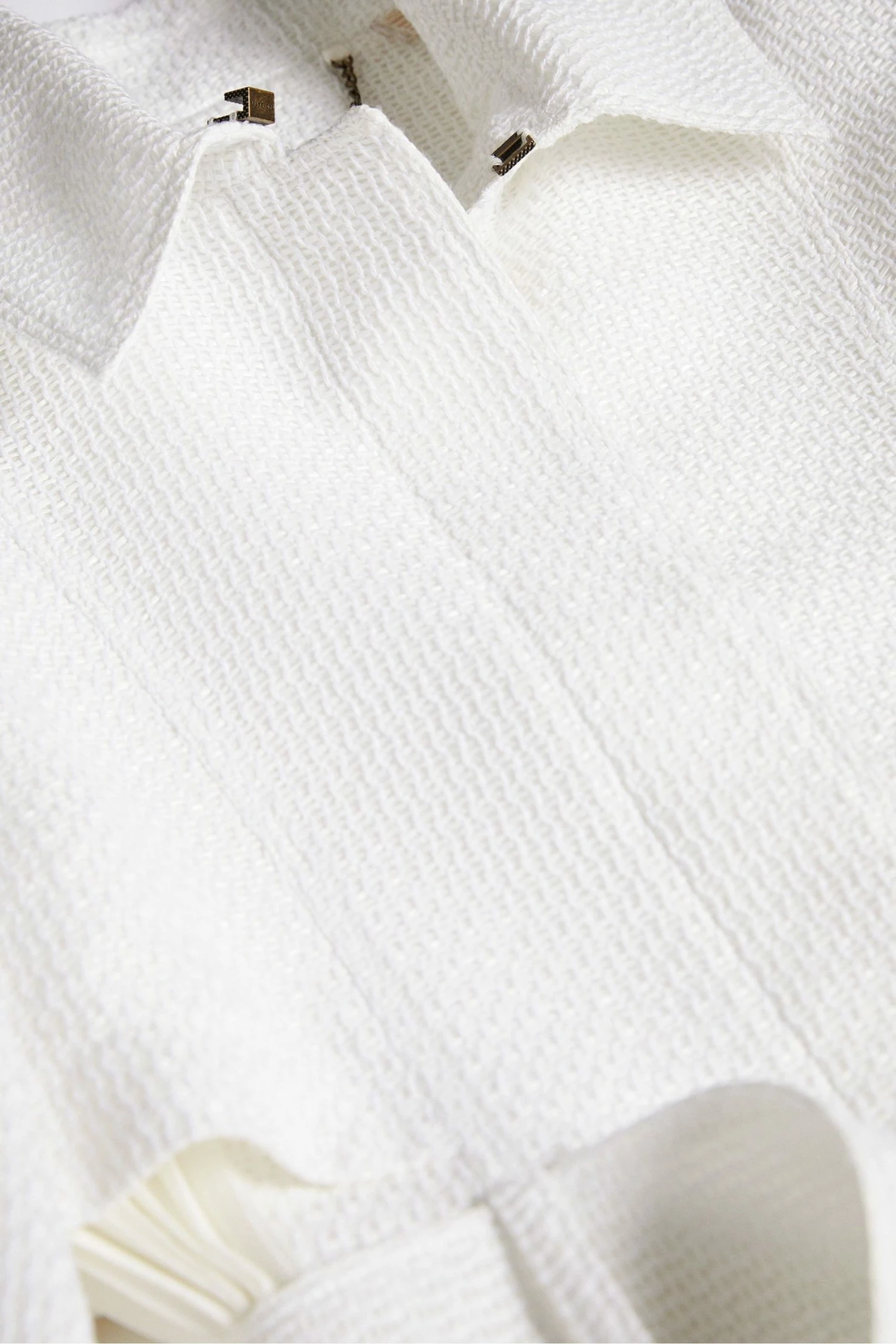 Ted Baker Pira White Fabric Blocked Pleated Trench Coat 7 Ted Baker Pira White Fabric Blocked Pleated Trench Coat - Image 5