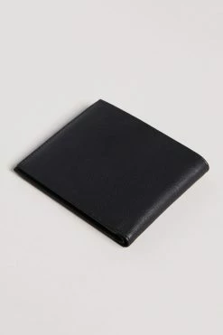 Ted Baker Shaun Black Bifold Wallet With Rubberised Branding 8 Ted Baker Shaun Black Bifold Wallet With Rubberised Branding -TED BAKER Sales Store unnamed file 5160