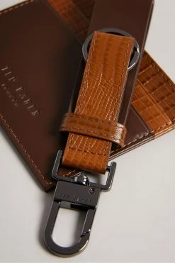 Ted Baker Chocolate Brown Badge Cardholder And Keyring Set -TED BAKER Sales Store unnamed file 5252