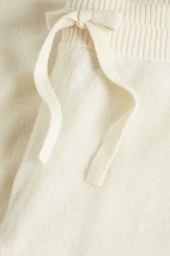 Ted Baker Ecru Cream Axfrd Cashmere Knitted Joggers -TED BAKER Sales Store unnamed file 5351
