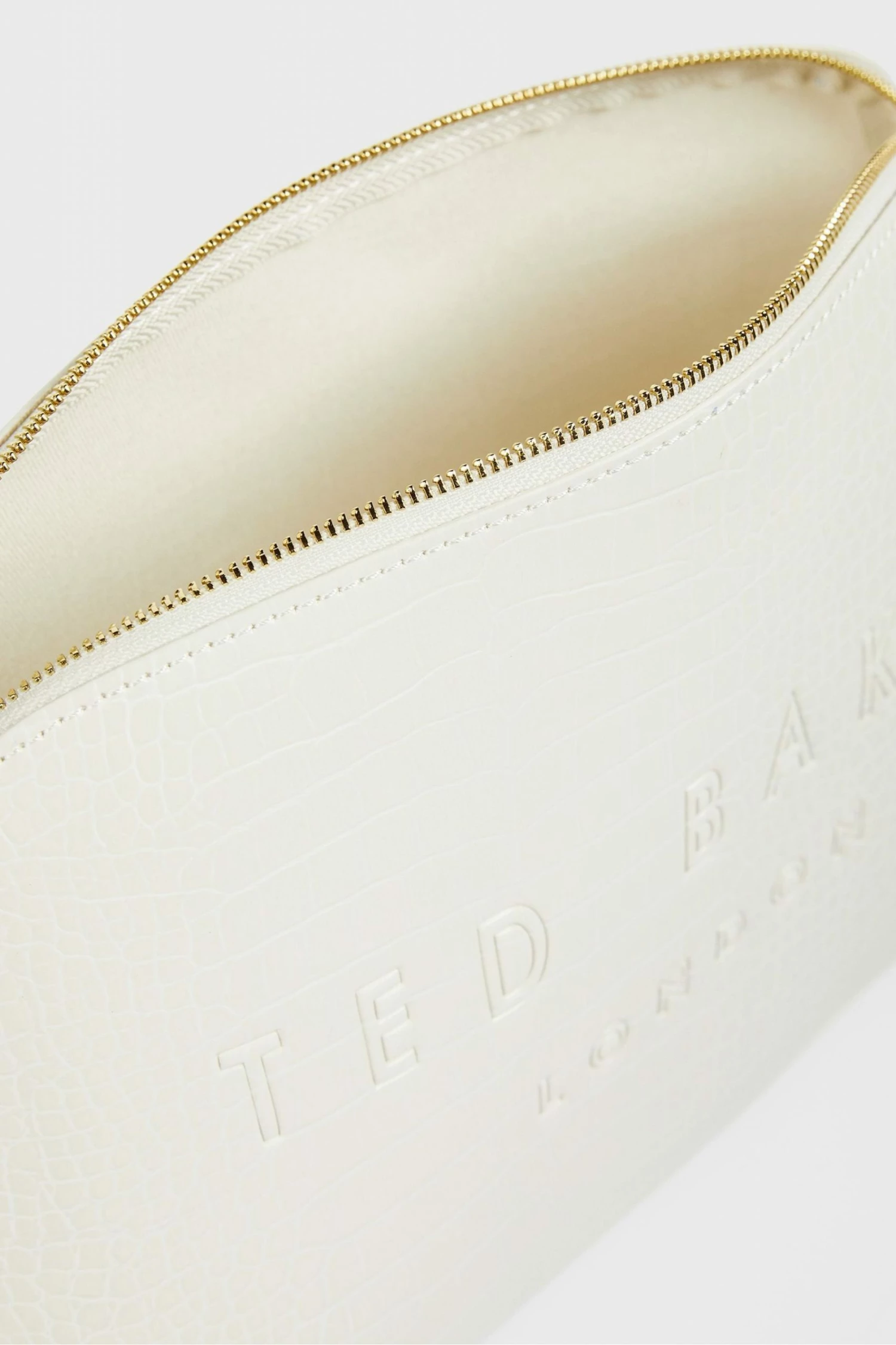 Ted Baker Nude Crocana Croc Detail Debossed Washbag 5 Ted Baker Nude Crocana Croc Detail Debossed Washbag - Image 3
