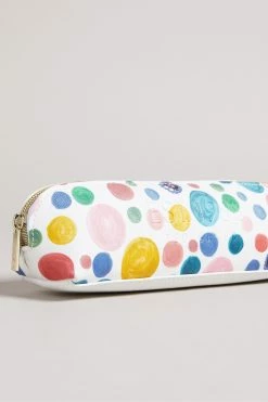 Ted Baker Maddy White Flirty Texture Monster Spot Brush Case -TED BAKER Sales Store unnamed file 5485