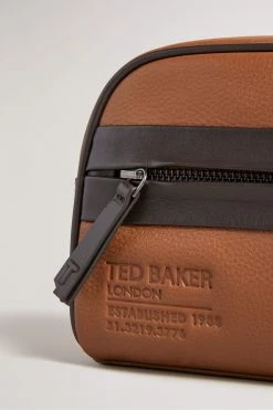 Ted Baker Mens Natural Paty Dk-Ted Branded Leather Washbag -TED BAKER Sales Store unnamed file 5528
