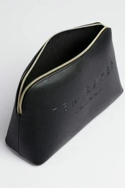 Ted Baker Lottiey Black Crosshatch Deboss Washbag -TED BAKER Sales Store unnamed file 57
