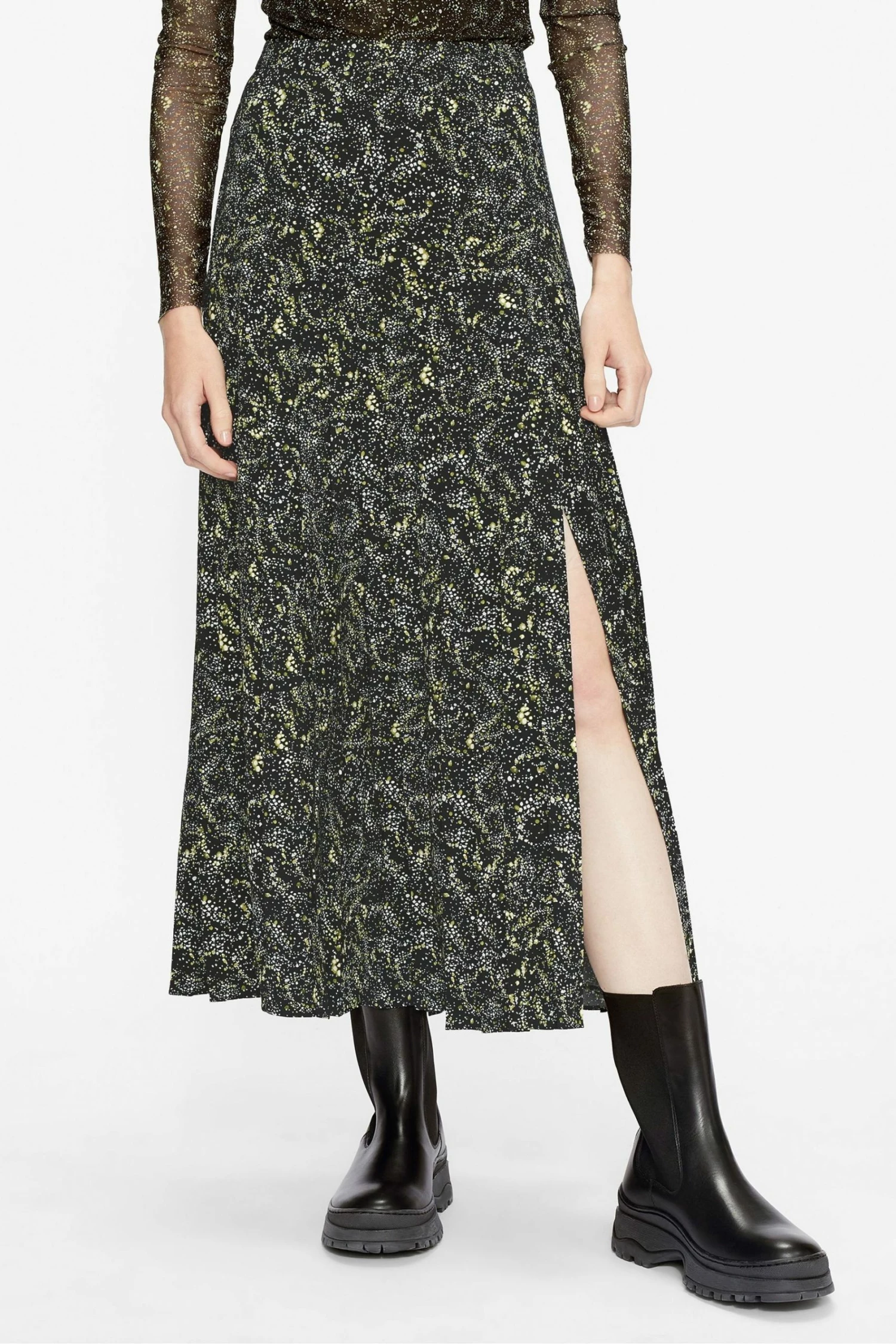Ted Baker Deeana Printed Knife Pleat Split Midi Skirt 4 Ted Baker Deeana Printed Knife Pleat Split Midi Skirt - Image 2