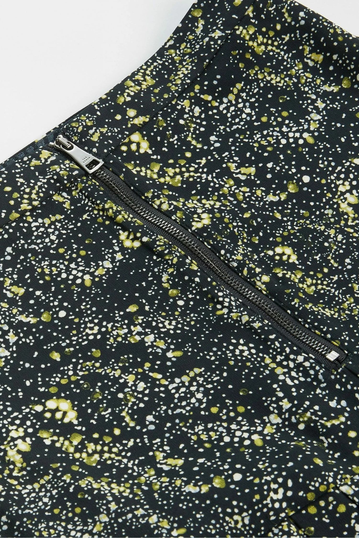 Ted Baker Deeana Printed Knife Pleat Split Midi Skirt 7 Ted Baker Deeana Printed Knife Pleat Split Midi Skirt - Image 5