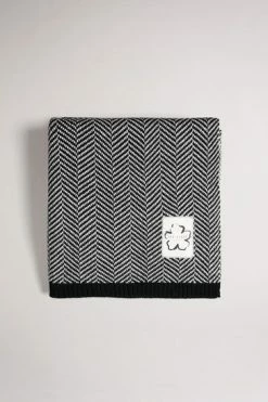 Ted Baker Cira Black Chevron Knitted Scarf -TED BAKER Sales Store unnamed file 5887