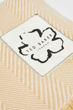 Ted Baker Hety Pink Herringbone Scarf -TED BAKER Sales Store unnamed file 5890