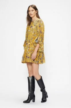 Ted Baker Black Allisan Leather Block Heel Knee Length Boots 9 Ted Baker Black Allisan Leather Block Heel Knee Length Boots -TED BAKER Sales Store unnamed file 5977