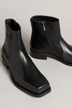 TED BAKER Sales Store -TED BAKER Sales Store unnamed file 6009