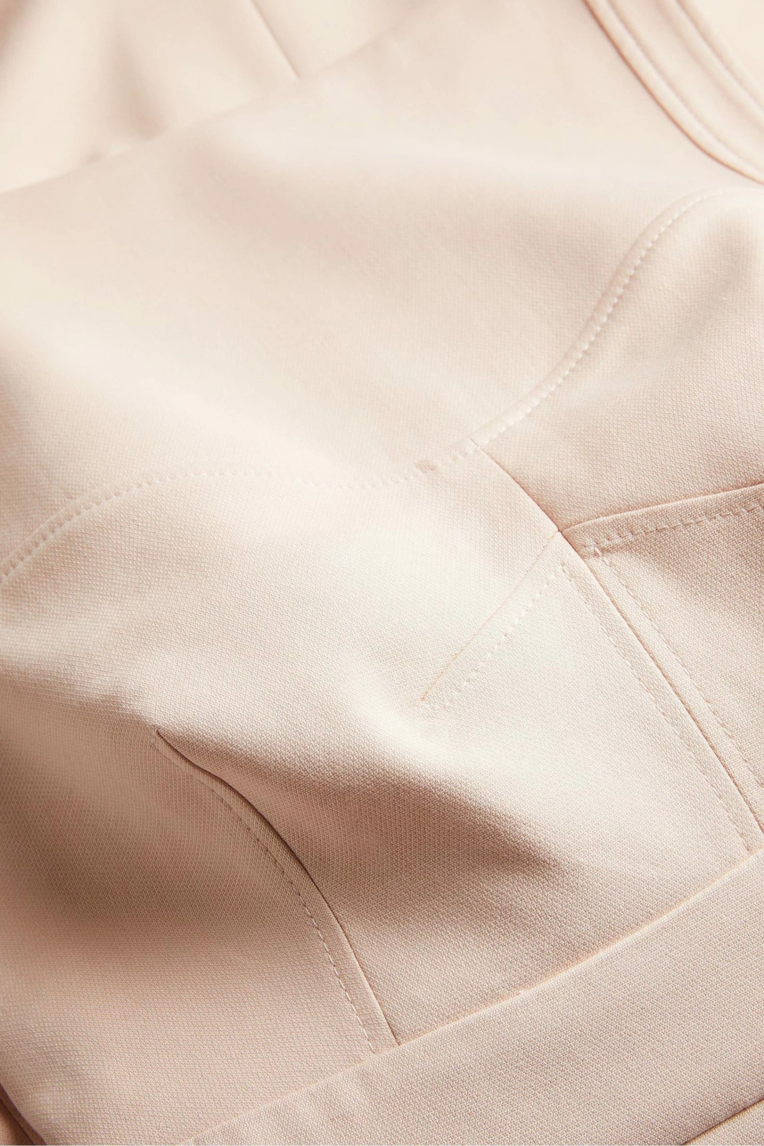 Ted Baker Klarika Pink Midi Length Bodycon Dress 6 Ted Baker Klarika Pink Midi Length Bodycon Dress - Image 4